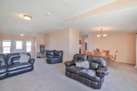 5920 Avenue T2 E, Palmdale, CA 93552 photo 9