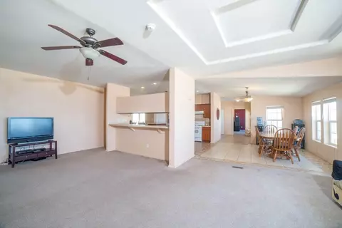 5920 Avenue T2 E, Palmdale, CA 93552 photo 8