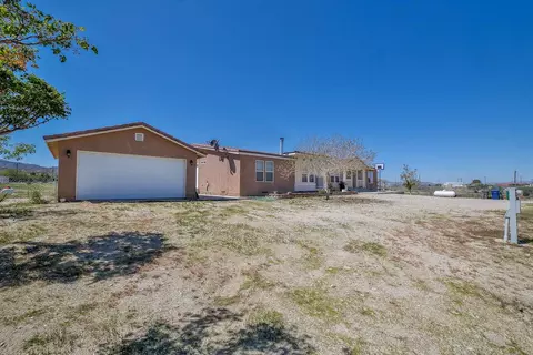5920 Avenue T2 E, Palmdale, CA 93552 photo 4
