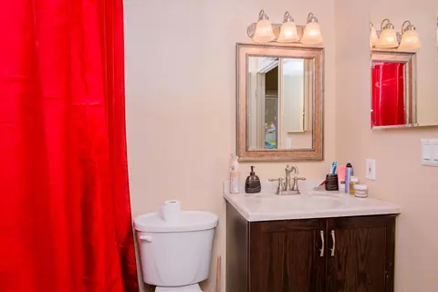1911 Larch St E, Simi Valley, CA 93065 photo 32