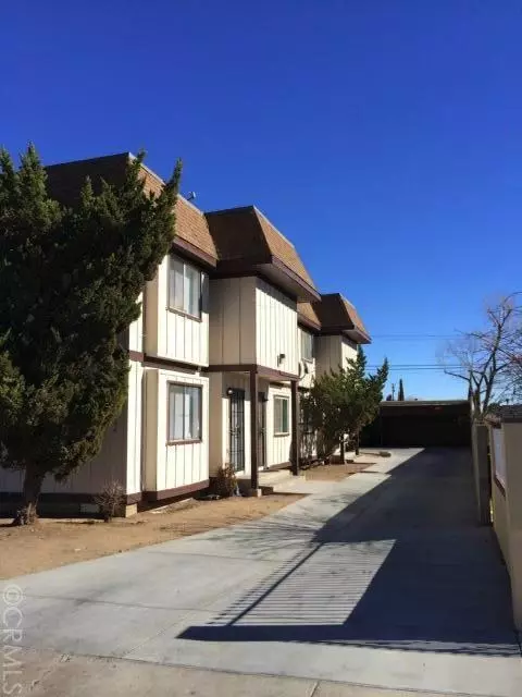 38526 4th St E, Palmdale, CA 93550 photo 5