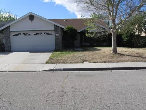 560 Ivyton St E, Lancaster, CA 93535 photo 1