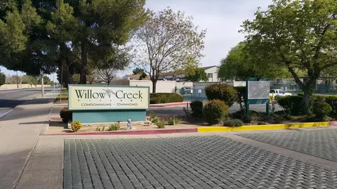 44442 15th St E #1, Lancaster, CA 93535 photo 2