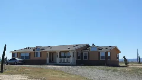 51206 170th St W, Lancaster, CA 93536 photo 1