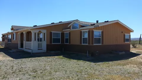 51206 170th St W, Lancaster, CA 93536 photo 2