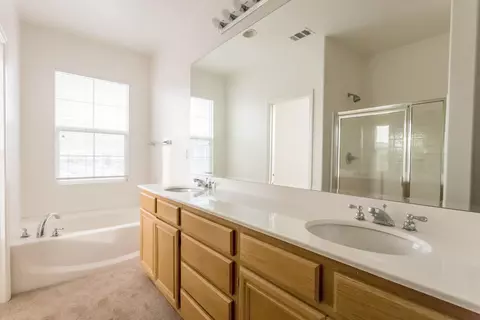 43877 Marbella St, Lancaster, CA 93536 photo 11