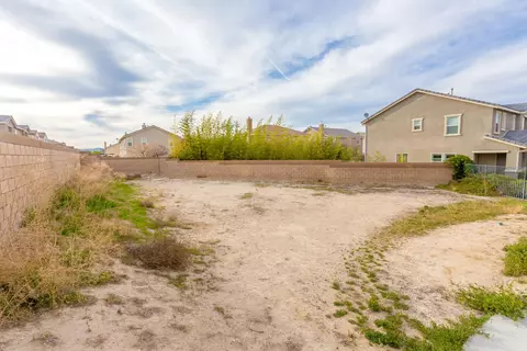 43877 Marbella St, Lancaster, CA 93536 photo 12