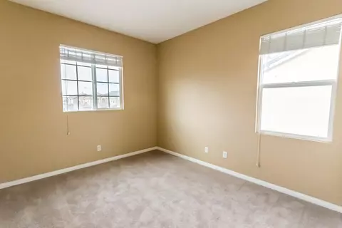 43877 Marbella St, Lancaster, CA 93536 photo 8