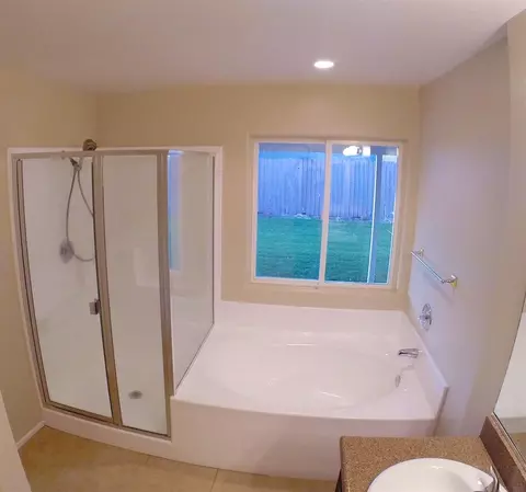 1751 Lightcap St, Lancaster, CA 93535 photo 4