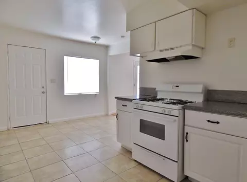 44708 2nd St E, Lancaster, CA 93535 photo 6