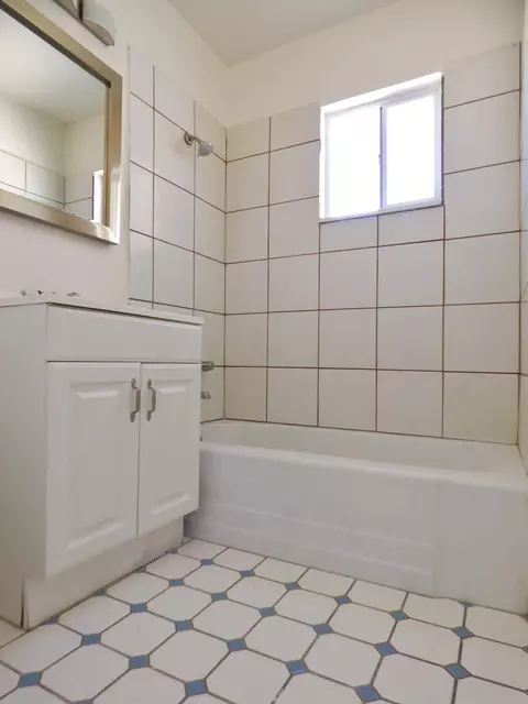 44708 2nd St E, Lancaster, CA 93535 photo 12