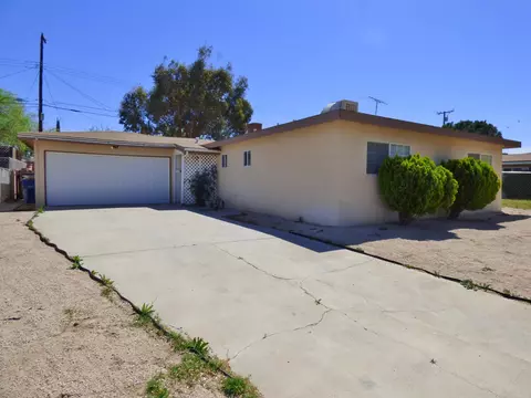 44708 2nd St E, Lancaster, CA 93535 photo 1