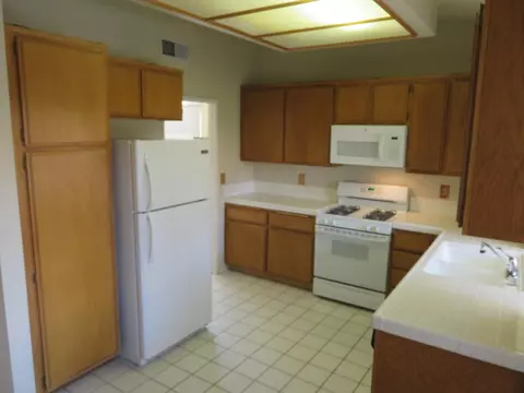 44227 Soft Ave, Lancaster, CA 93536 photo 8