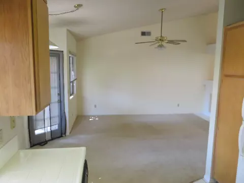 44227 Soft Ave, Lancaster, CA 93536 photo 10