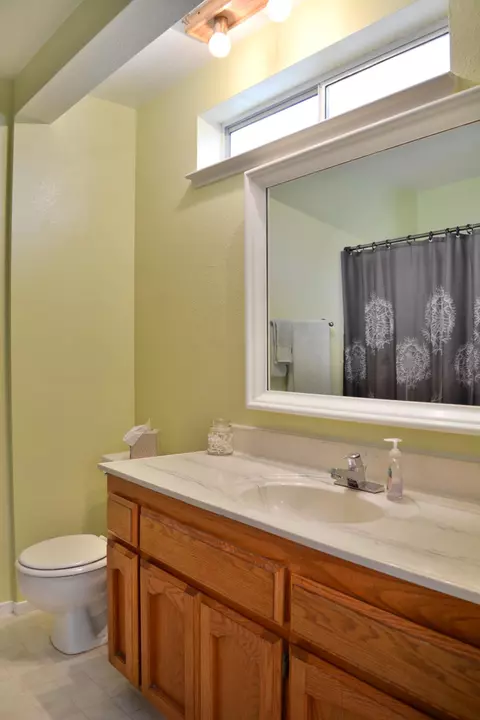 20908 Carriage Dr, Tehachapi, CA 93561 photo 9