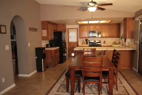 38144 Palms Pl, Palmdale, CA 93552 photo 21