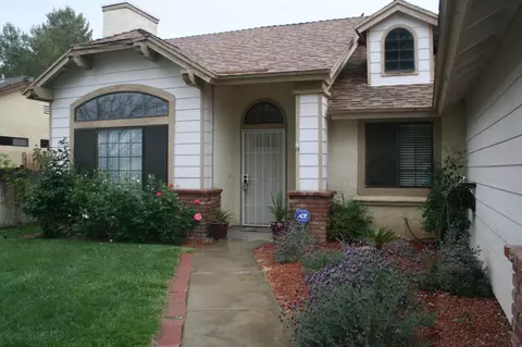 38144 Palms Pl, Palmdale, CA 93552 photo 3