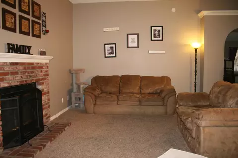 38144 Palms Pl, Palmdale, CA 93552 photo 5