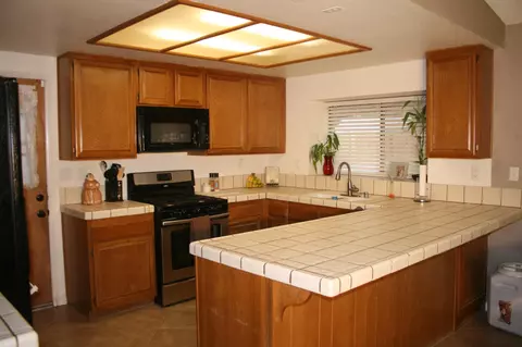 38144 Palms Pl, Palmdale, CA 93552 photo 11