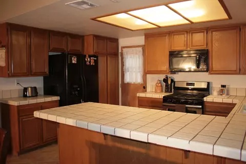38144 Palms Pl, Palmdale, CA 93552 photo 12