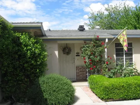 44945 16th St W, Lancaster, CA 93534 photo 2