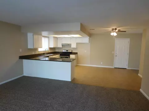 44948 Logue Ave, Lancaster, CA 93535 photo 6