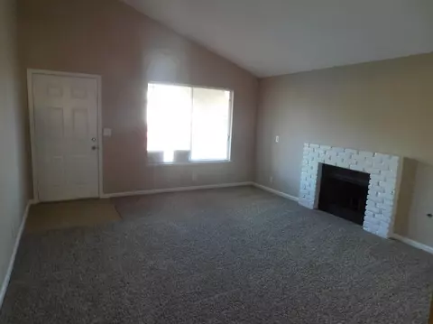 44948 Logue Ave, Lancaster, CA 93535 photo 4