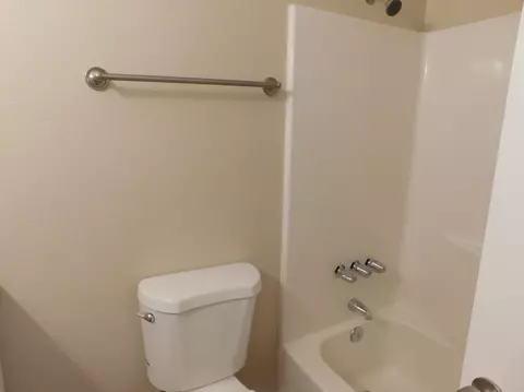 44948 Logue Ave, Lancaster, CA 93535 photo 19