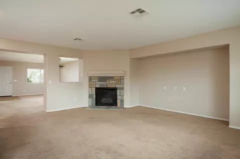 45238 Spahn Ln, Lancaster, CA 93535 photo 9