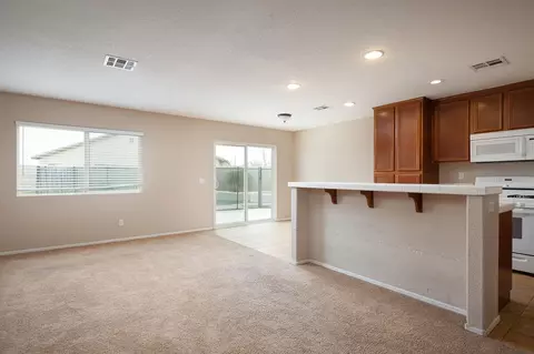 45238 Spahn Ln, Lancaster, CA 93535 photo 6