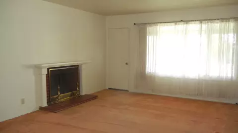 44049 Fig Ave, Lancaster, CA 93534 photo 8