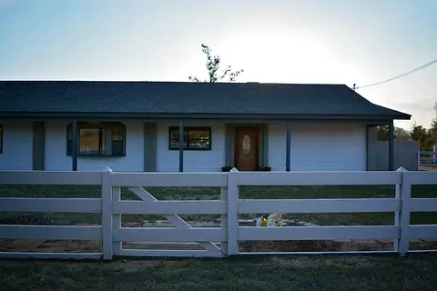 32905 Malinta Ave, Acton, CA 93510 photo 3