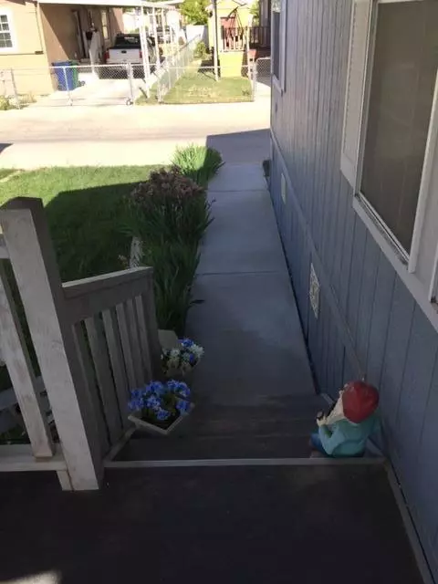 45465 25th St E #71, Lancaster, CA 93535 photo 4