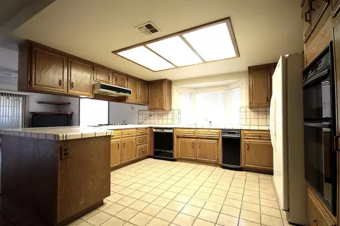 43259 Sinnott St, Lancaster, CA 93536 photo 5