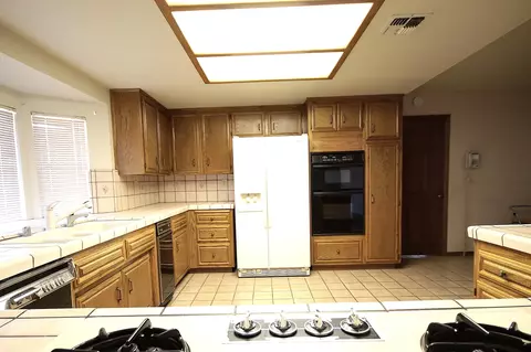 43259 Sinnott St, Lancaster, CA 93536 photo 6