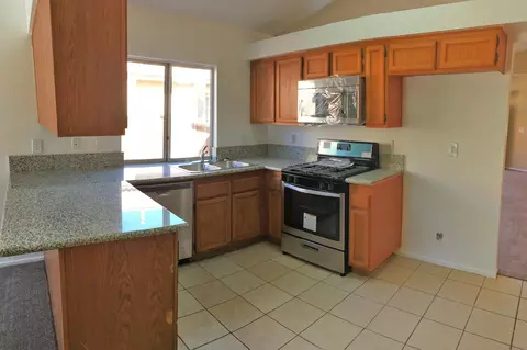 648 Avenue J-11 E, Lancaster, CA 93535 photo 6