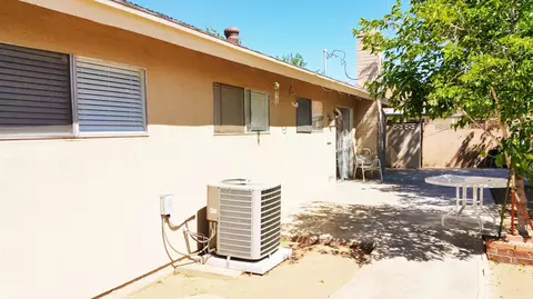 37834 26th St E, Palmdale, CA 93550 photo 22