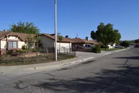 37456 Birch Tree Ln, Palmdale, CA 93550 photo 4