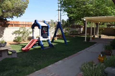 37456 Birch Tree Ln, Palmdale, CA 93550 photo 36