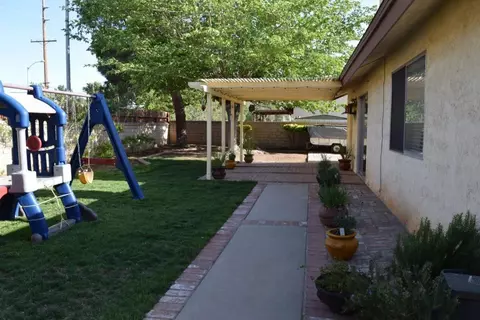 37456 Birch Tree Ln, Palmdale, CA 93550 photo 37