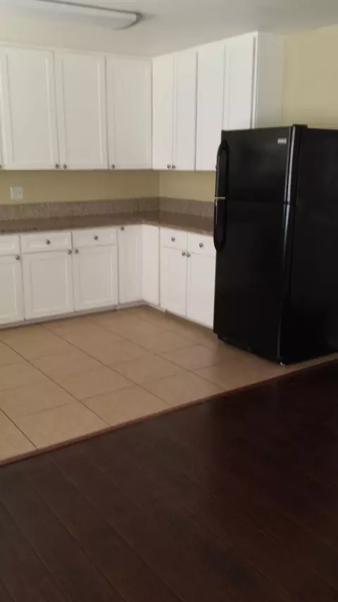 1242 Avenue J5 E, Lancaster, CA 93535 photo 6