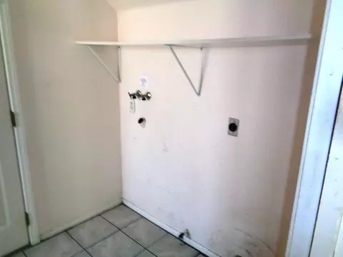 43731 16th St E, Lancaster, CA 93535 photo 9