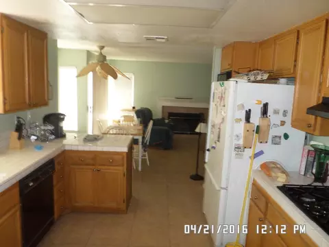 36728 Copper Ln, Palmdale, CA 93550 photo 4