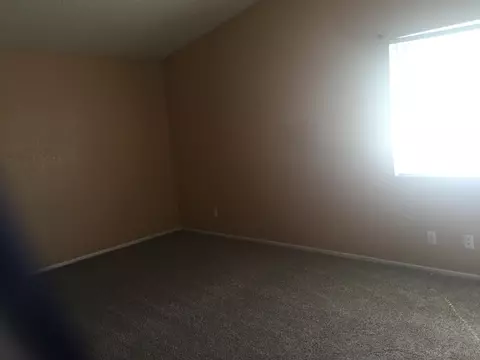 43817 Fallon Dr, Lancaster, CA 93535 photo 7