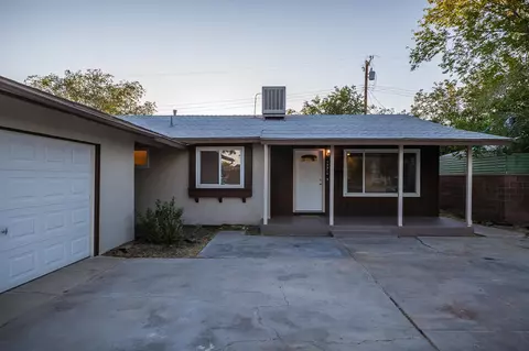 45514 Newtree Ave, Lancaster, CA 93534 photo 2