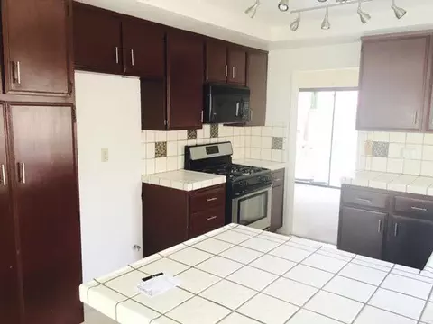 44239 Galion Ave, Lancaster, CA 93536 photo 5