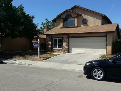 551 Kettering St E, Lancaster, CA 93535 photo 1