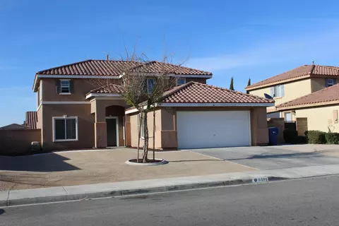 6401 Tuscan Ct, Palmdale, CA 93552 photo 2