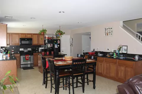 6401 Tuscan Ct, Palmdale, CA 93552 photo 5