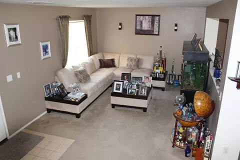 6401 Tuscan Ct, Palmdale, CA 93552 photo 7